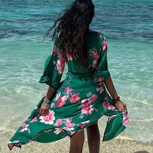Green floral print kimono swim cover size S and M NWT
